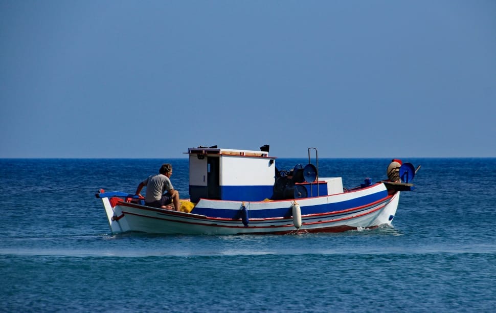 Fishing Boat Sinks Near Falklands: 6 Dead, 7 Missing