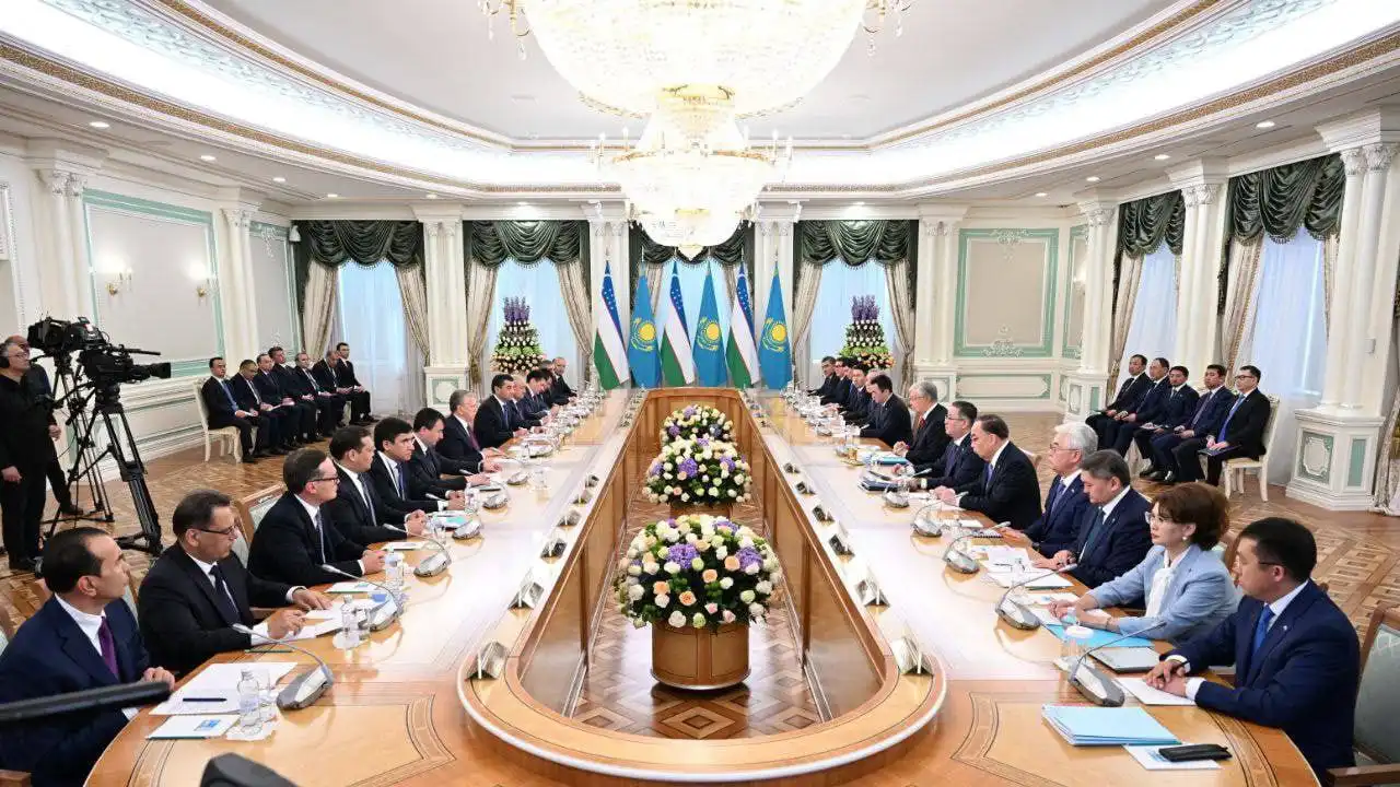 Uzbekistan, Kazakhstan Plan $10 Billion Trade Boost by 2034